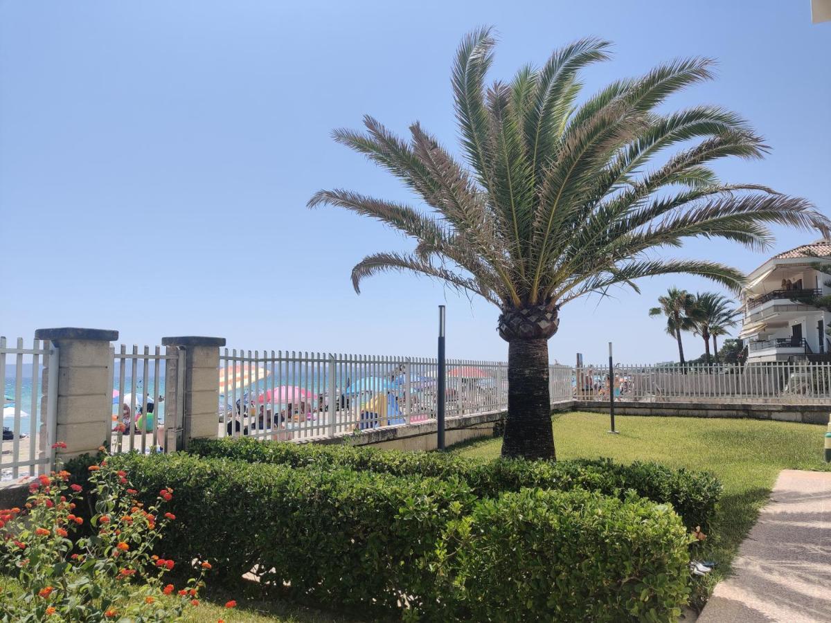 Mar Blau Aparthotel Puerto de Alcúdia Exterior foto